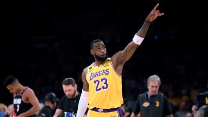 Lakers’ LeBron James Honors Kobe Bryant With Pregame Look