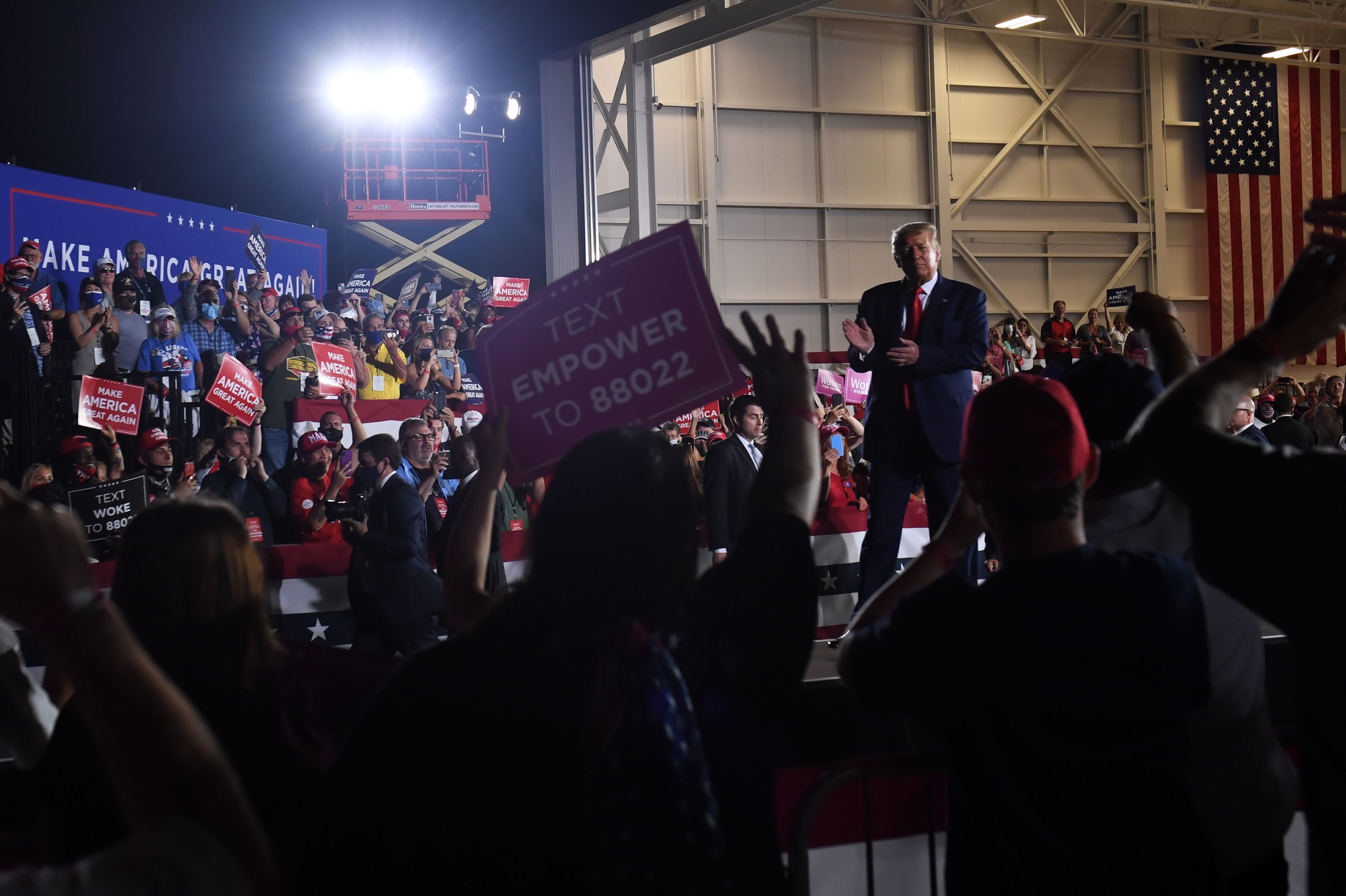 How Many Attended Trump's New Hampshire Rally? Crowd Photos