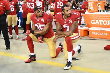 NFL Legend Boldly Reveals Why Colin Kaepernick Opened Eyes of His Haters
