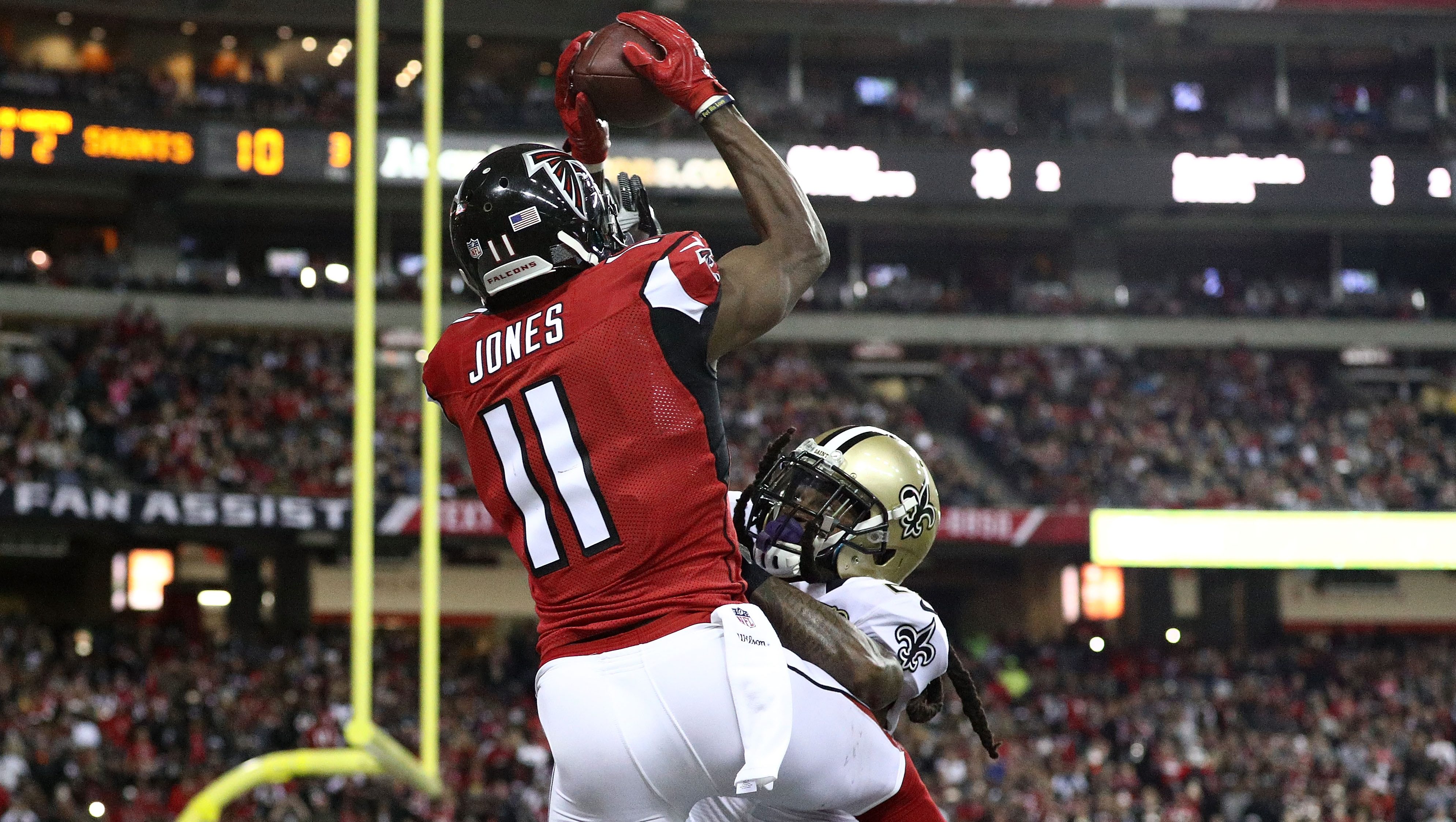 Video Of Julio Jones Snagging Catches In Practice 'Looks Unhuman' [Watch]