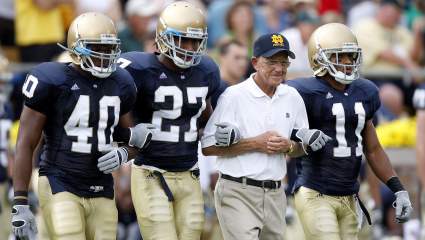 Devastating News Emerges on Legendary Notre Dame Coach Lou Holtz