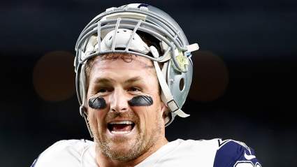 First Look of Jason Witten in Raiders Uniform Goes Viral