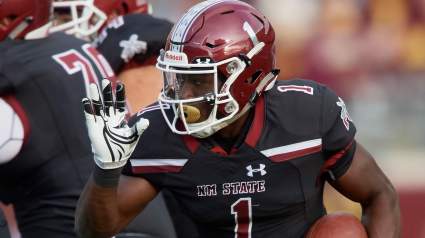 Eagles Sign Promising Young RB, Make Very Surprising Cut at CB