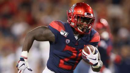 Patriots Re-Sign Explosive Rookie RB to Roster
