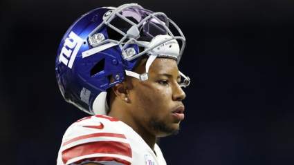 NFL Hall of Famer Issues ‘Stern Warning’ to Giants’ Saquon Barkley
