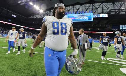 Bears Interested in All-Pro Nose Tackle After Injury to John Jenkins: Report