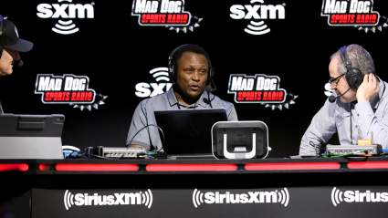 Barry Sanders Sends Saquon Barkley Good Wishes After Injury