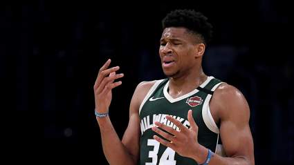 Isaiah Thomas Uses Lakers Veteran to Call out Giannis Antetokounmpo