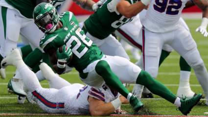 Jets’ Le’Veon Bell Injured in Loss to Bills