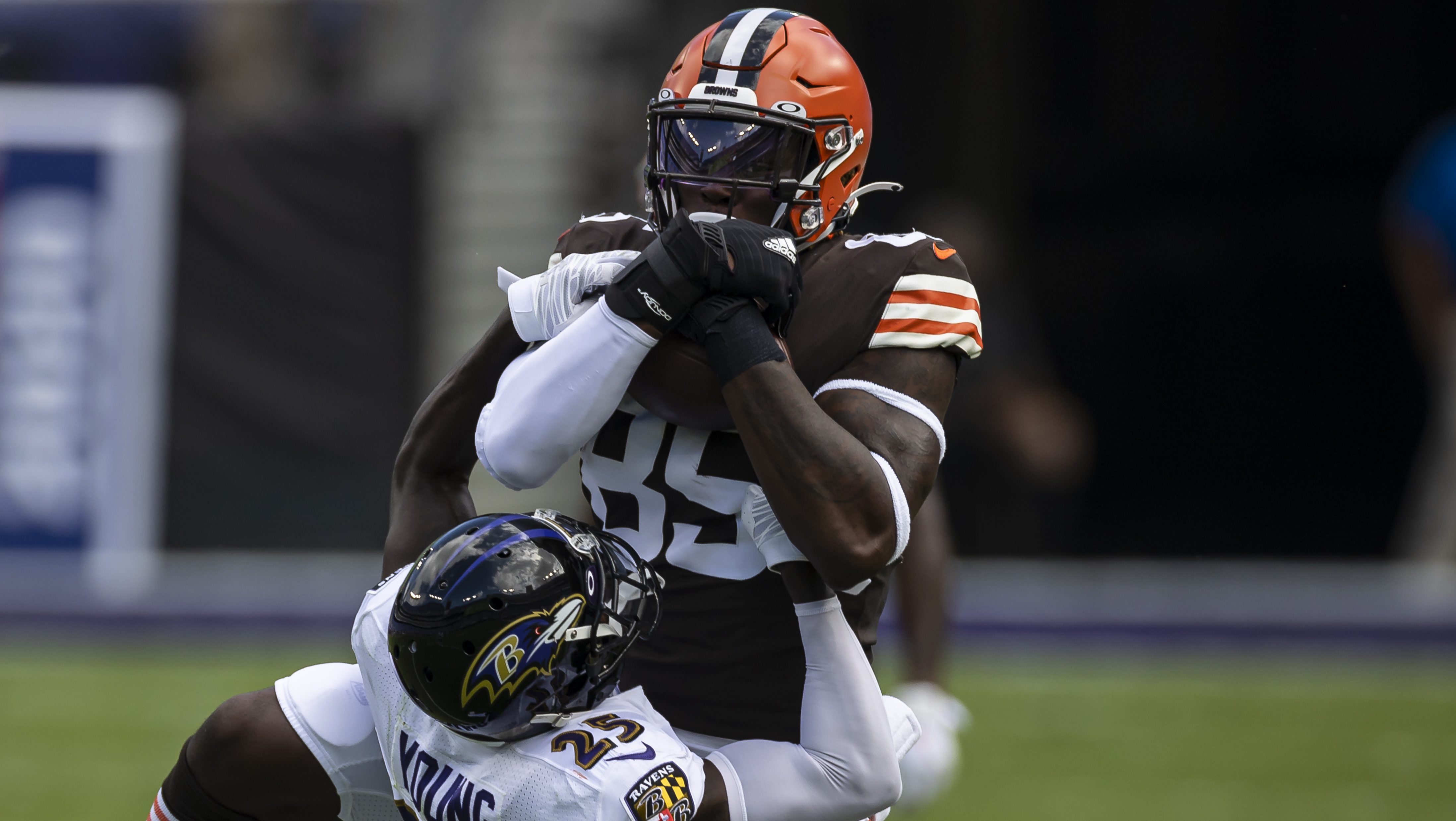 Best David Njoku Posts - Reddit