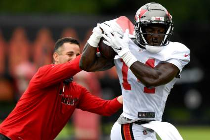 Buccaneers Stud WR to Miss Multiple Games