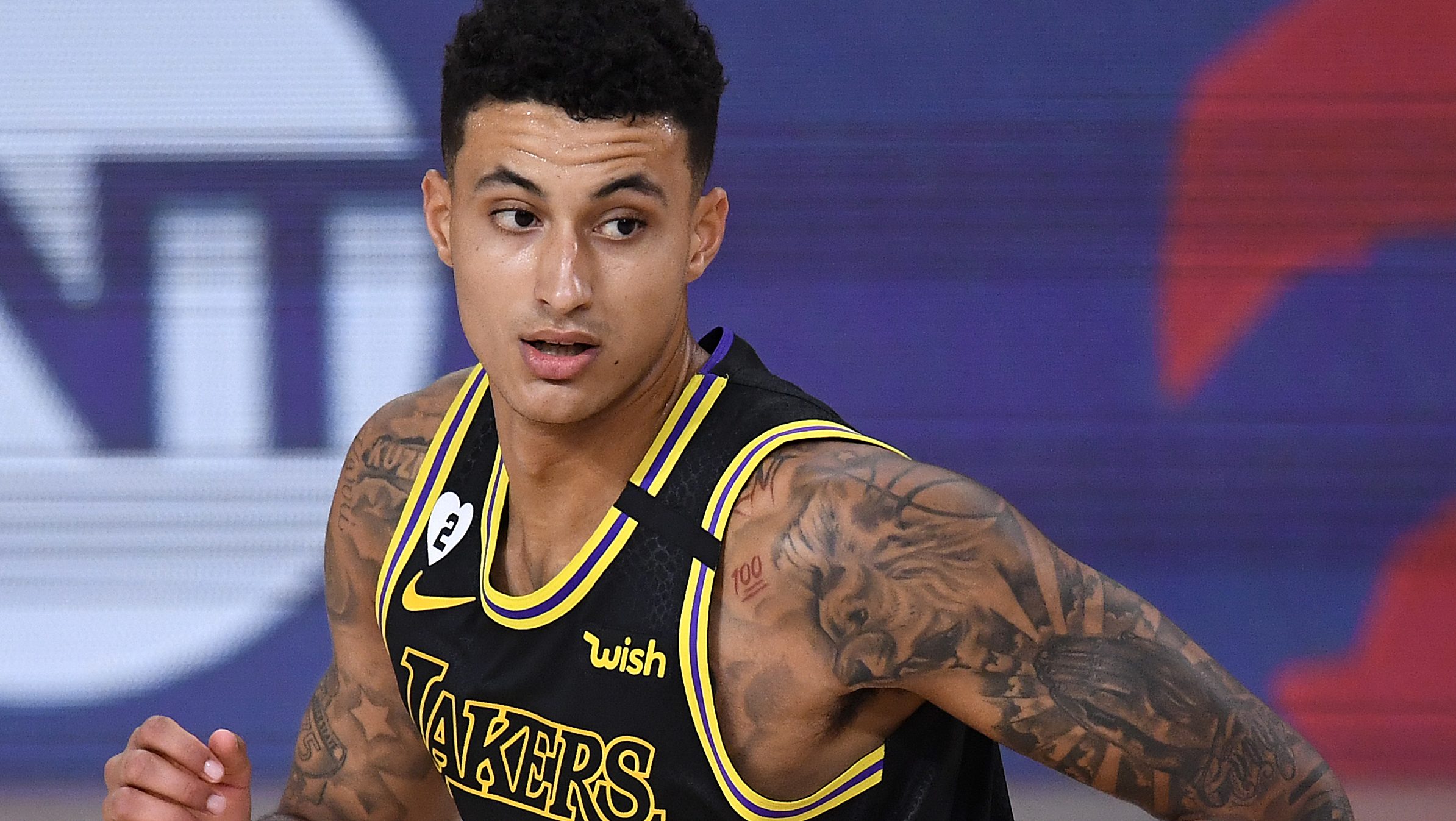 Kuz knows : r/lakers