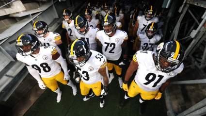 Steelers’ Maurkice Pouncey Will Make ‘Own Decision’ About Helmet Decal