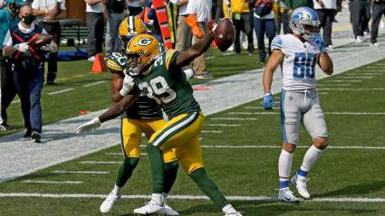Lions’ Matthew Stafford Fires Ugly Interception vs. Packers [WATCH]
