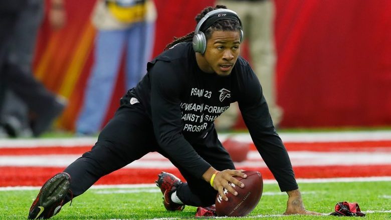 Devonta Freeman turns do more money elsewhere to sign with Giants