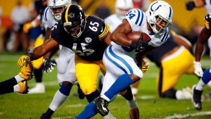 Steelers Sign Offensive Tackle: Report