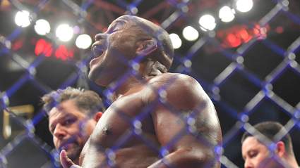 UFC Legend Makes Wild Accusation About Raiders’ Win Over Saints