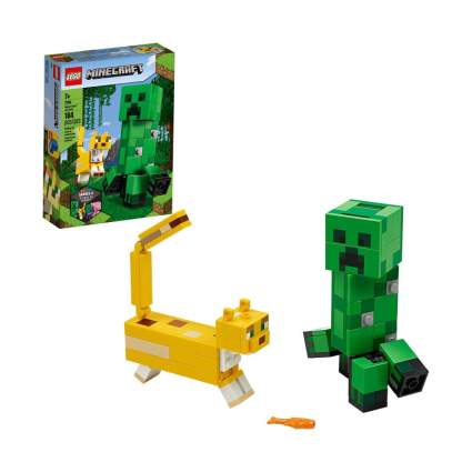 LEGO Minecraft Creeper BigFig and Ocelot Characters