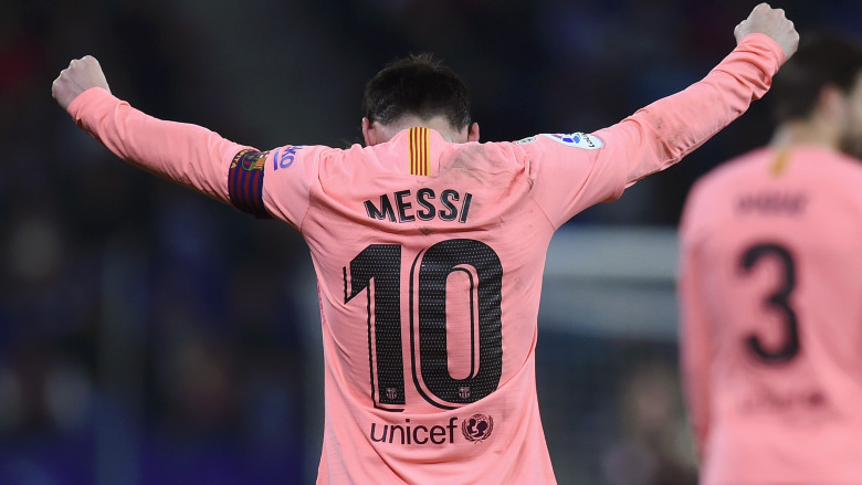 Leo Messi Models Barcelona's New Pink 