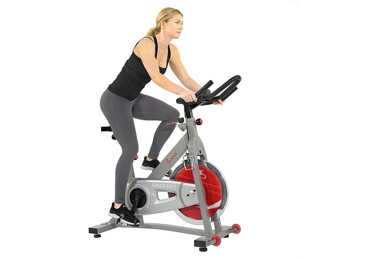 Studio Quality with Magnetic Resistance LCD Display Indoor Cycling Spinning Bike Adjustable Seat SHUOQI Exercise Bike For Home Large Bidirectional Flywheel Stationary Belt Drive 