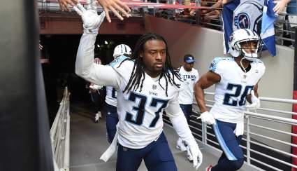 49ers Practice Squad Mixes Young Potential and Established Veterans