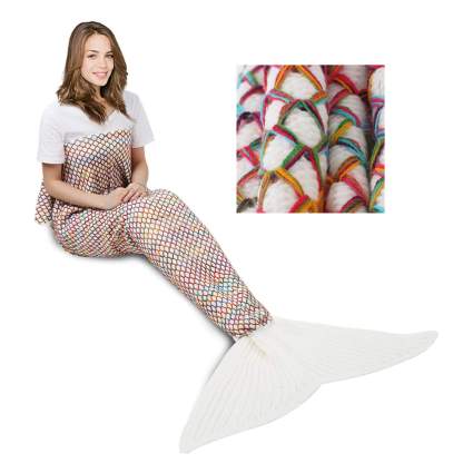 Rainbow knit pattern blanket