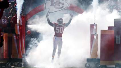 Bills Officially Sign Former 1st Round Pick