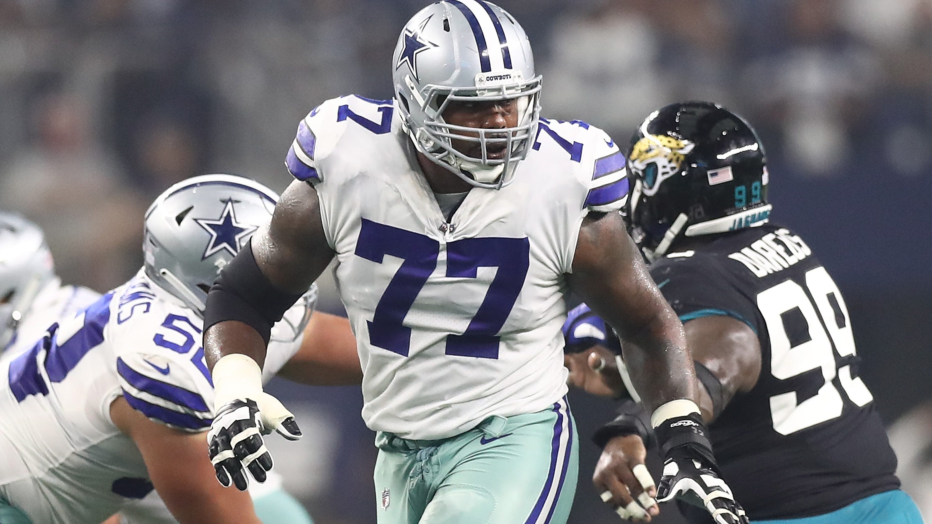 Cowboys LT Tyron Smith to Have Neck Surgery, Out for Year