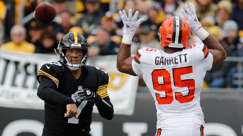 Ex-Steelers QB Ben Roethlisberger honored at Penguins game