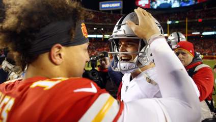 Raiders’ Derek Carr Gives Hilarious Take on Rivalry With Chiefs