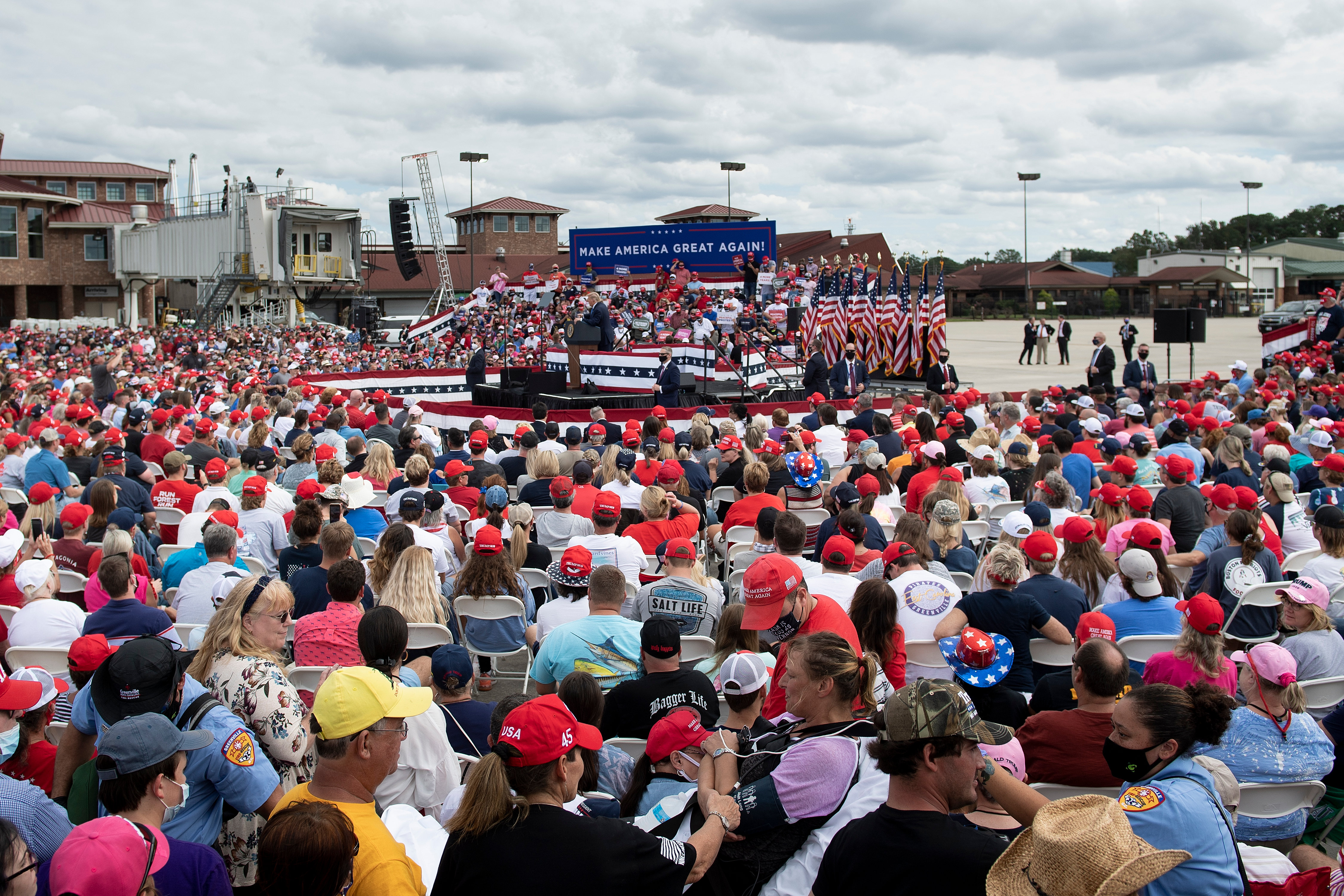 Trump's North Carolina Rally Attendance: Greenville Crowd Size Photos