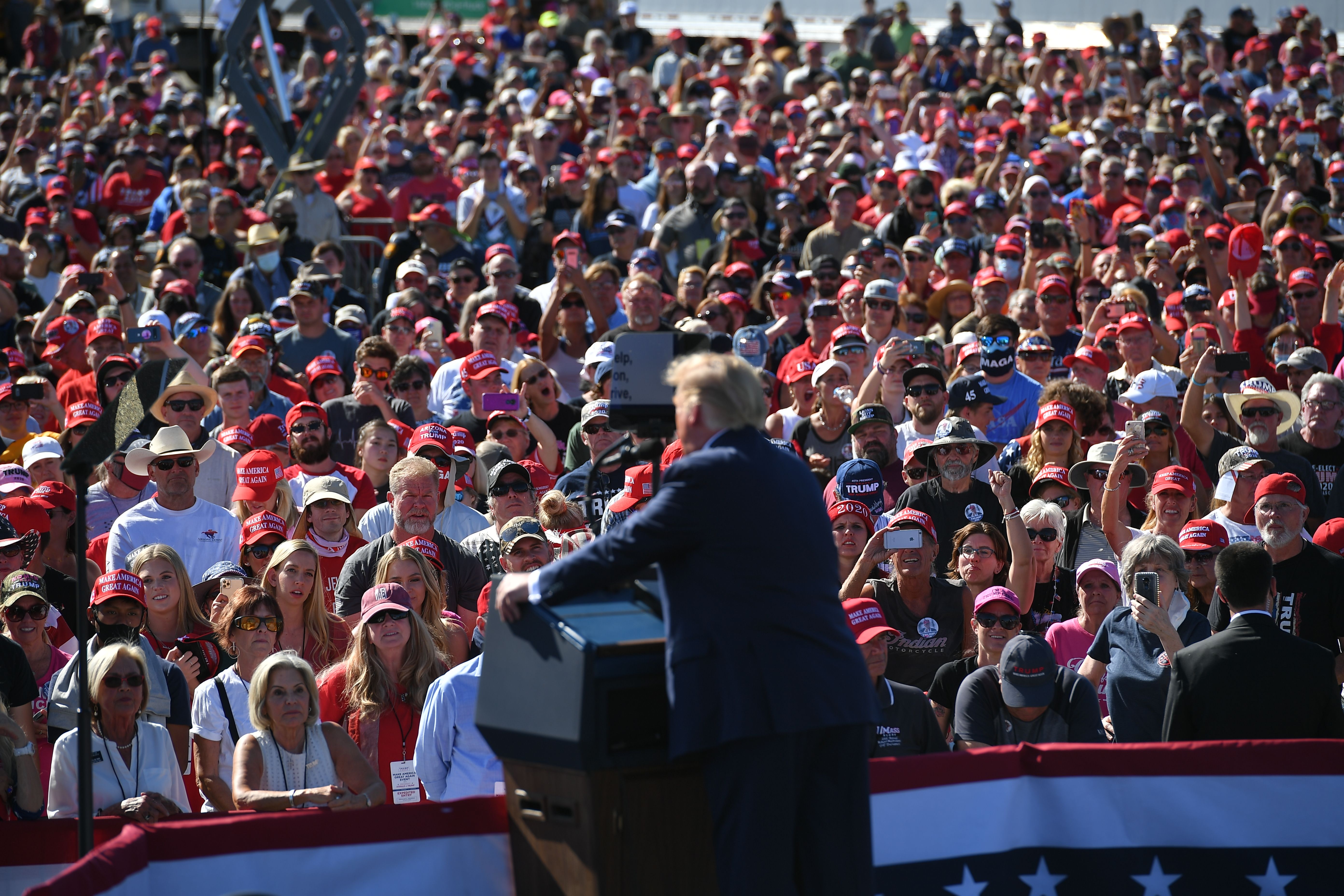 Trump's Arizona Rally Attendance Crowd Size Photos