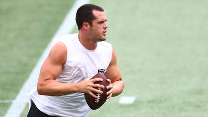Raiders QB Derek Carr Shows off New Look