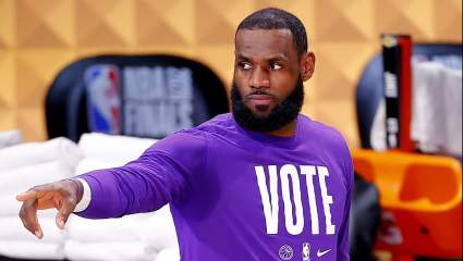 Lakers Asterisk Belongs to MLB Not LeBron James—Anthony Davis Says Pundit