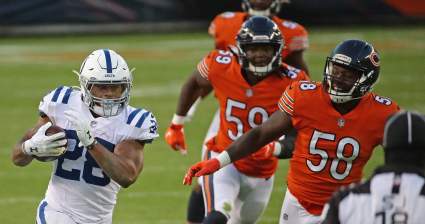 Bears LB Has Strong, Emotional Message for Supporters & Doubters
