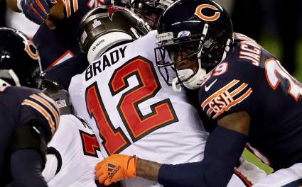 Bears Fans, Media Roast Tom Brady on Twitter for 4th Down Gaffe: [LOOK]