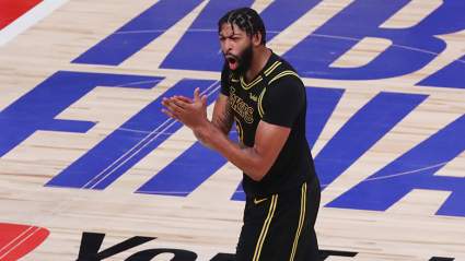 Anthony Davis Makes Major Decision on Lakers Contract: Report