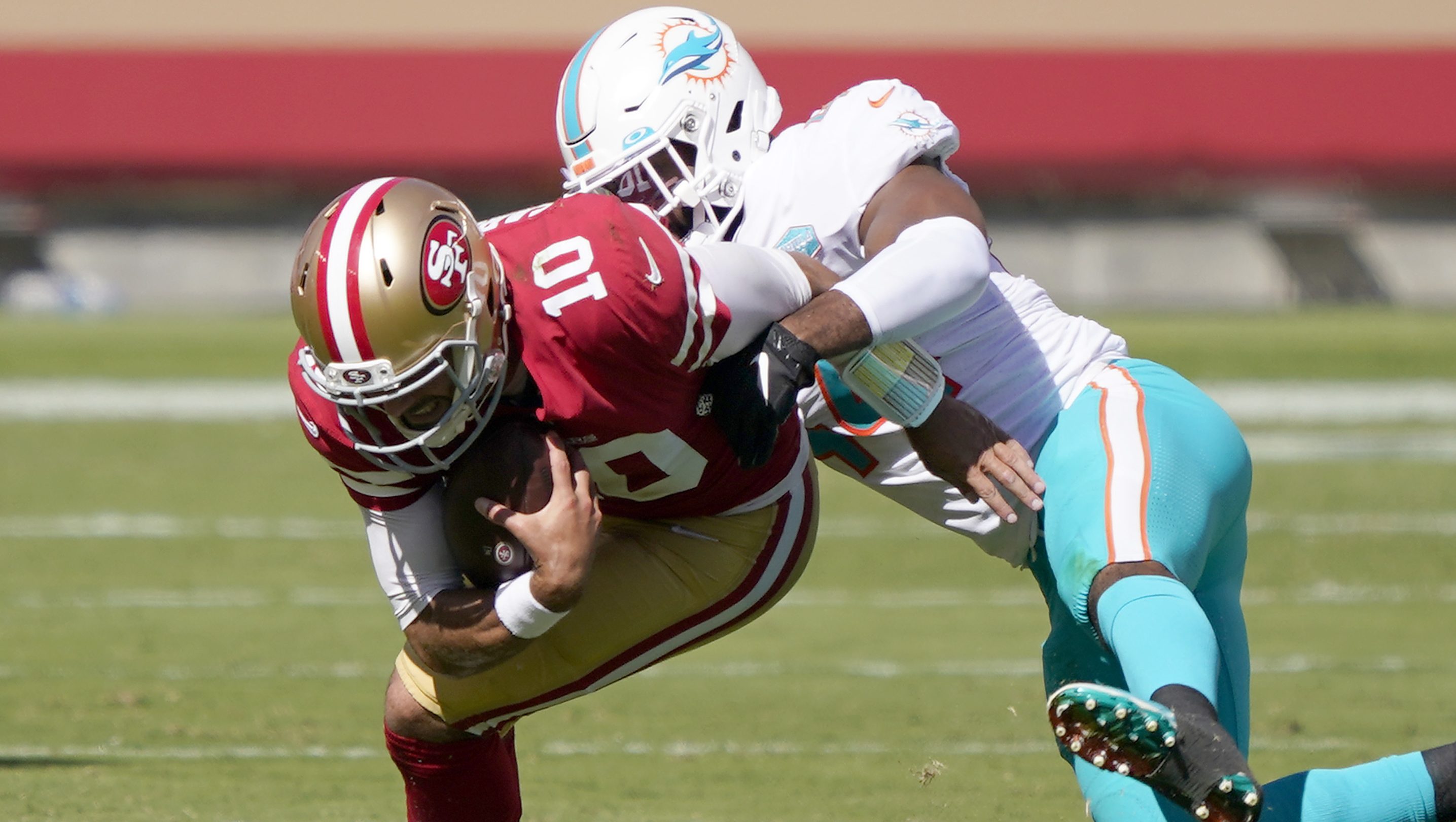 49ers vs. Dolphins score: Jimmy Garoppolo benched during Dolphins' blowout  victory over 49ers 