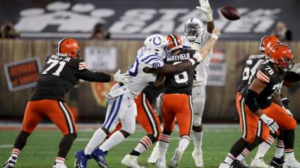 Browns Might Have Only One QB vs. Steelers