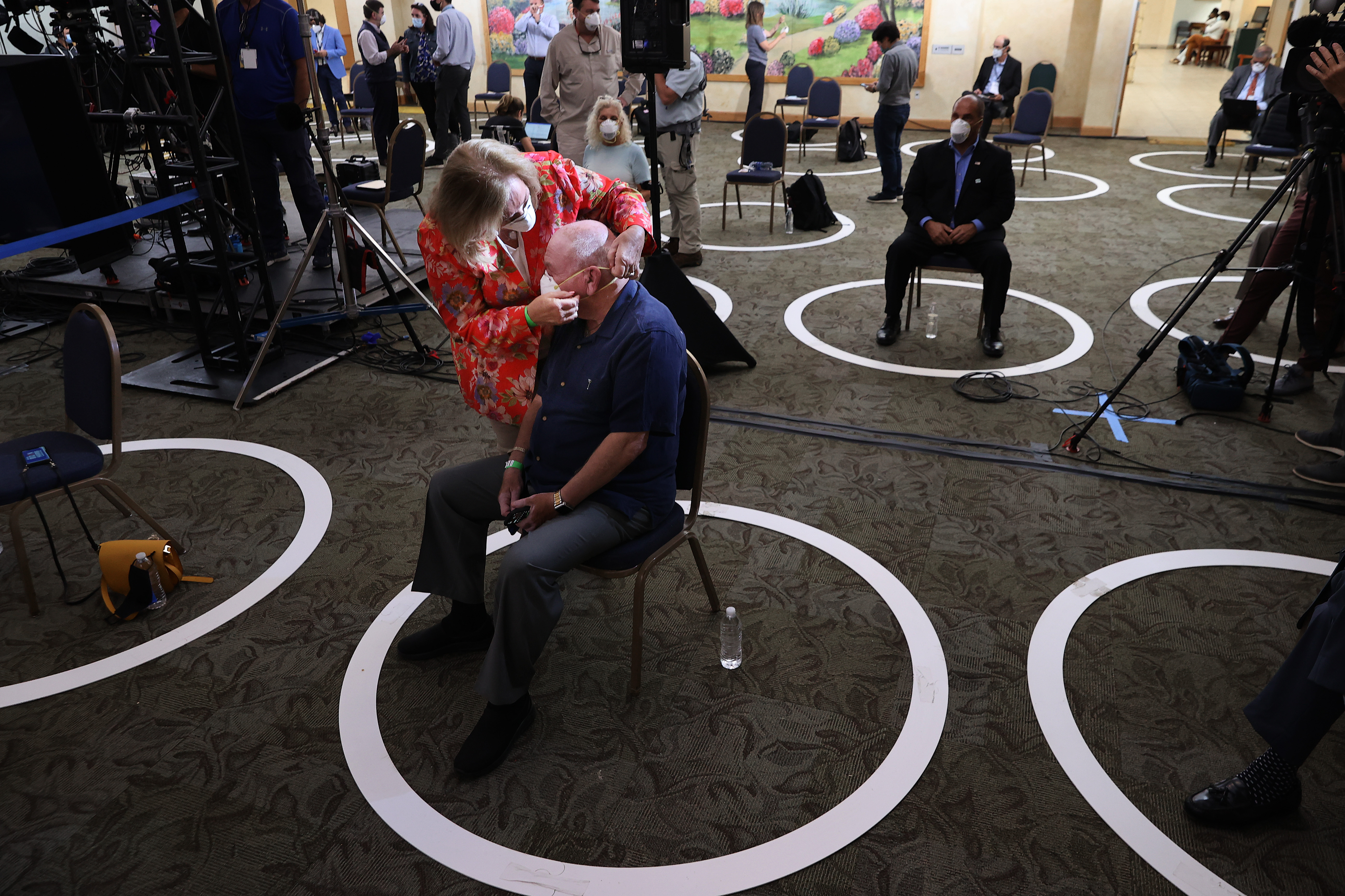 Biden's Florida Rally Attendance: Crowd Photos In Broward County