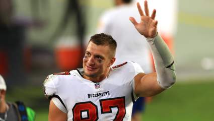 ‘He’s Unusual’: Bucs’ Bruce Arians Has Hilarious Take on Gronk