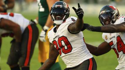 ‘I’m Coming for Their Necks:’ Bucs’ Jason Pierre-Paul Fires off on Giants