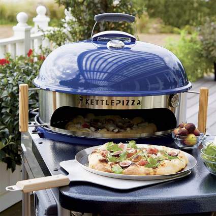 Kettle Pizza