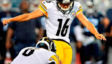 Former Steelers Kicker Visits With Lions