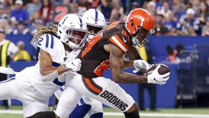 Browns Bring Back Free Agent Wide Receiver