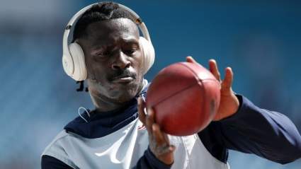 Fantasy Football Week 9 WR Rankings: How to Handle Antonio Brown?