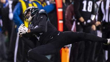 Eagles Put 4 Players on COVID-19 List, 2nd Round Pick Tests Positive
