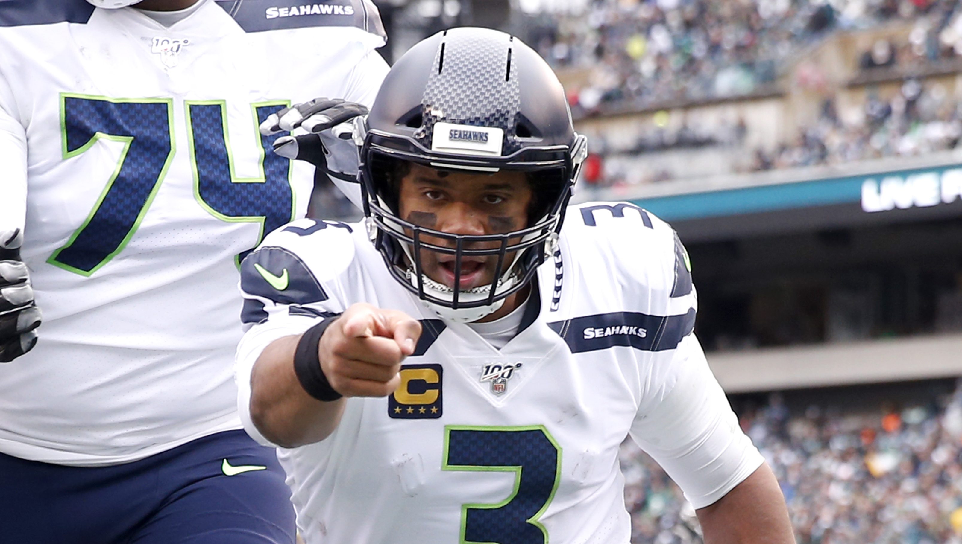 100+] Russell Wilson Wallpapers