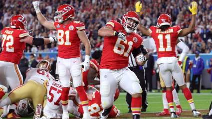 Chiefs Re-Sign Super Bowl Starter, Lose WR to Injured Reserve