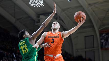 Lakers Sign Former Oregon State Star: Report